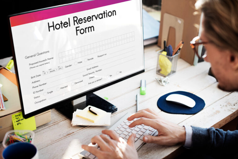 <strong>Leverage Your Business with the Best CRM Software for Hotels</strong>