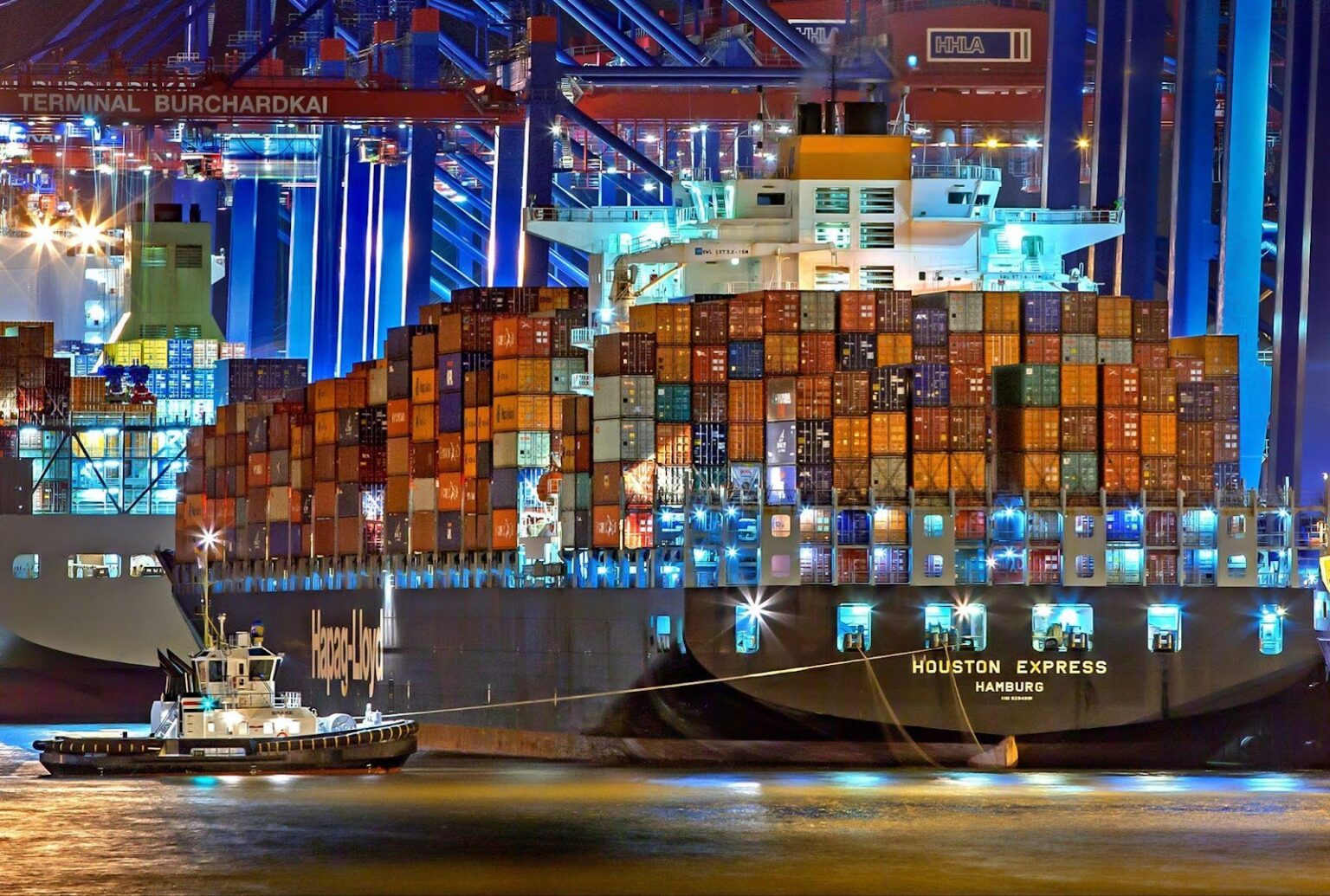 The Rise of E-commerce: How Shipping Companies are Adapting to Changing Consumer Habits