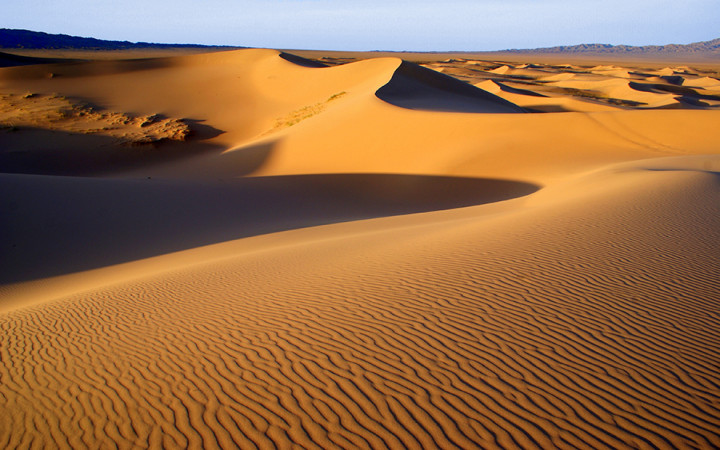 The Appeal of the Gobi Desert 1 Gobi Desert