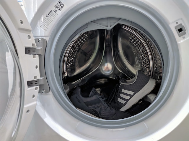 Professional washing machine repair by Onefservice in New York 1 washing machine repairs, appliance repair services, washer repair