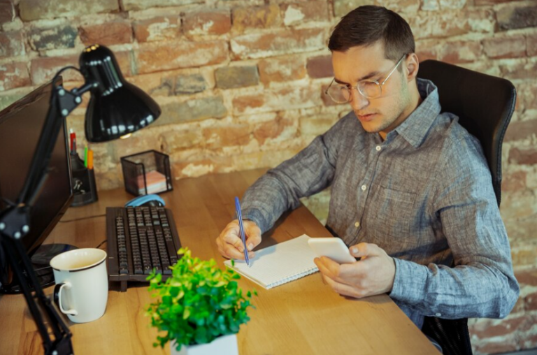 The Importance OfTracking Daily Expenditure: