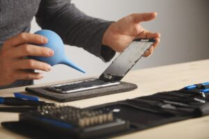 Common Smartphone Repairs You Can Get Done in Under an Hour